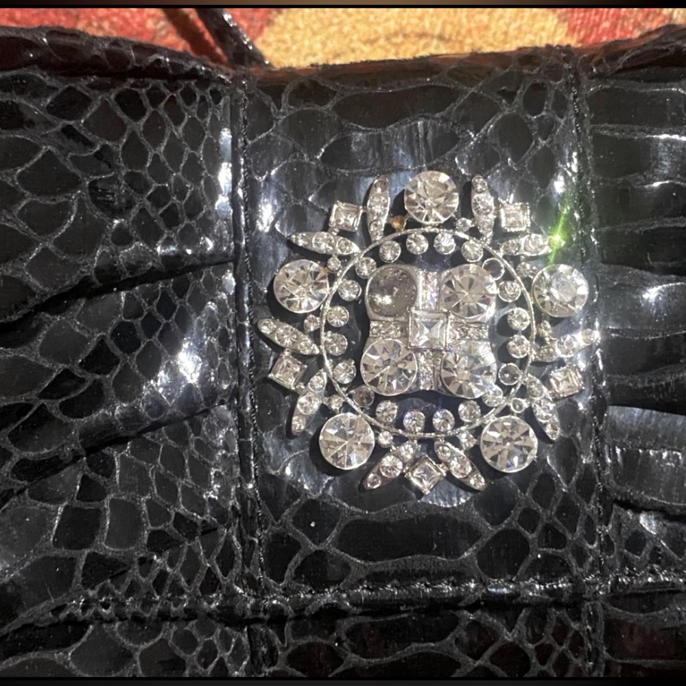 Iman Womens Shoulder Bag Purse Chic Black Croc/Alligator Shiny Leatherette